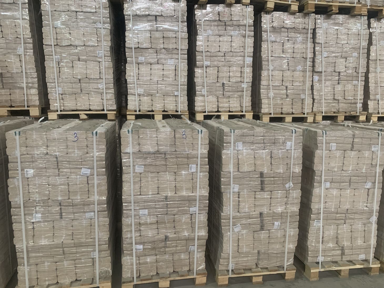 Лес кругляк и пиломатериалы от производителя